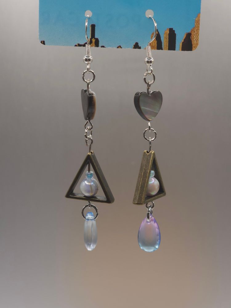 "Go to Shell" earrings